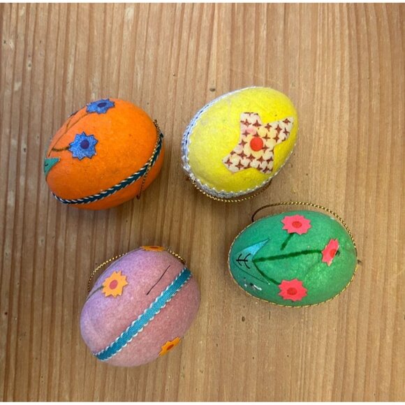 Vintage Lot of 4 Small Handmade Decorated Retro Fabric Easter Egg Ornaments - Picture 3 of 3